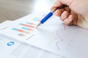 Kto może odebrać list polecony z sądu? Sprawdź zasady