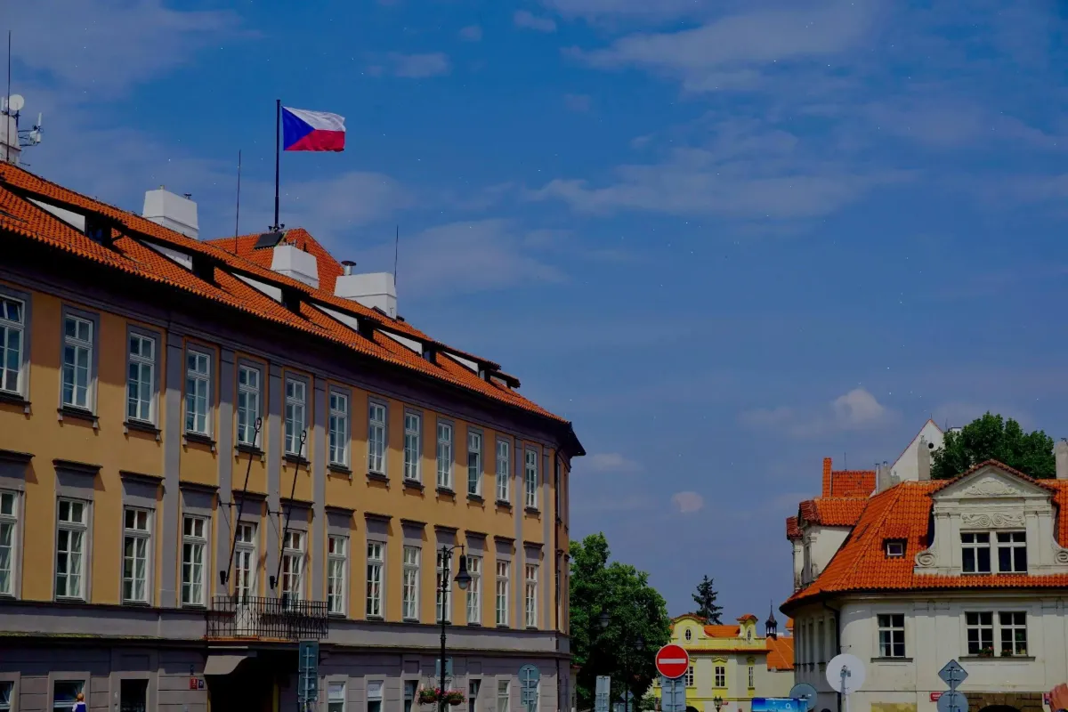 Rejestracja firmy w Czechach a odpowiedzialność wspólników – co warto wiedzieć przed założeniem s.r.o.?